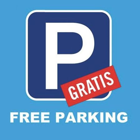 Central And Beautiful Apartment - Free Parking Malaga Luaran gambar