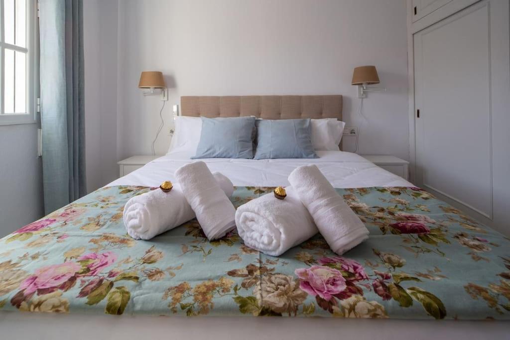 Central And Beautiful Apartment - Free Parking Malaga Luaran gambar